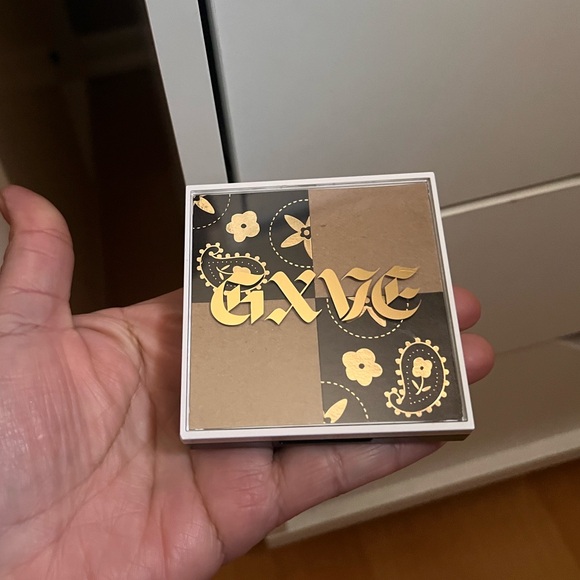 New,GXVE BY GWEN STEFANI Pick It Up Cream Contour PowderBronzerPICK IT UP SMOKIN - Picture 3 of 8